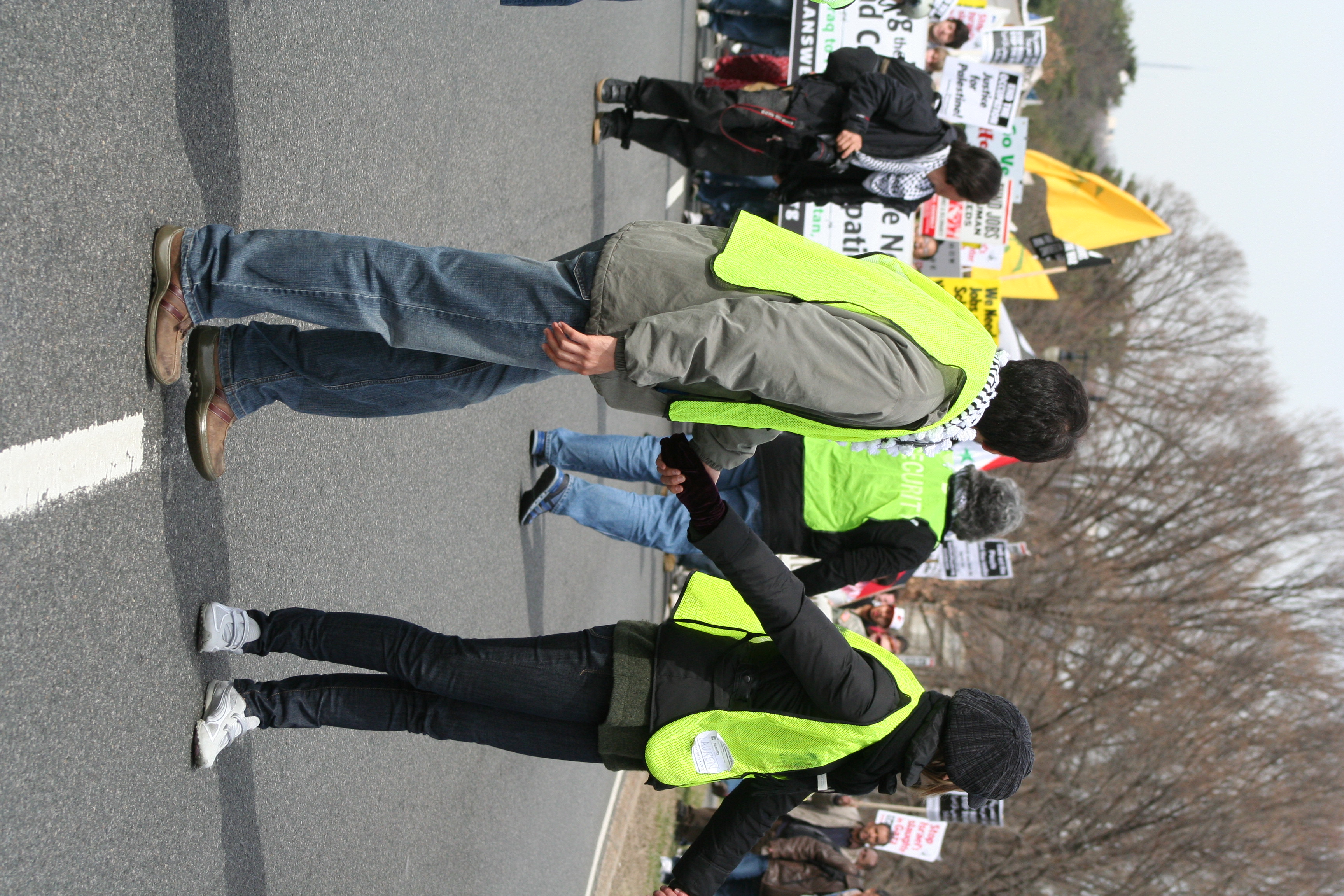 35.March1.MarchOnThePentagon.MemorialDrive.VA.21mar09