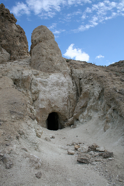 Trona Pinnacles (4275)