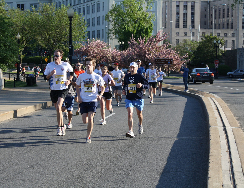 27.NCBF.10MileRun.TidalBasinEast.WDC.11April2010