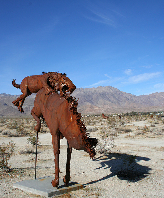 Galleta Meadows Estates Cat on Horse Sculpture (3645)