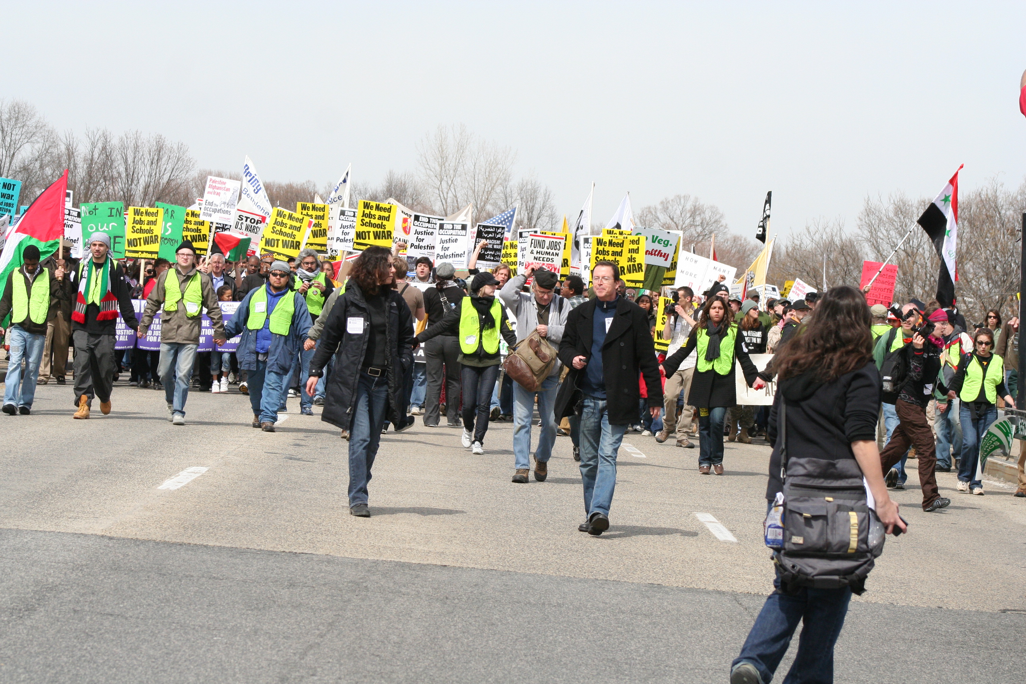 59.March1.MarchOnThePentagon.MemorialDrive.VA.21mar09