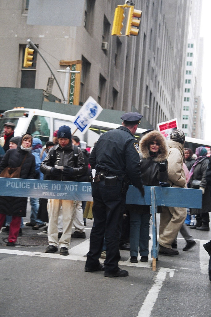 21.20.AntiWar.NYC.15February2003