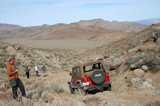 Descending Mengel Pass To Butte Valley (4985)