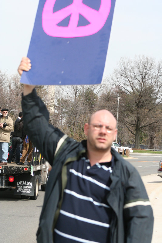 115.March1.MarchOnThePentagon.MemorialDrive.VA.21March2009