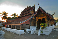 Wat Mai Suwannaphumaham