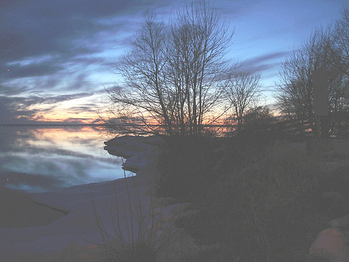 Coucher soleil au belvédère /  Viewpoint sunset  - Dans ma ville / Hometown -  2 mars 2010  - Photo originale éclaircie