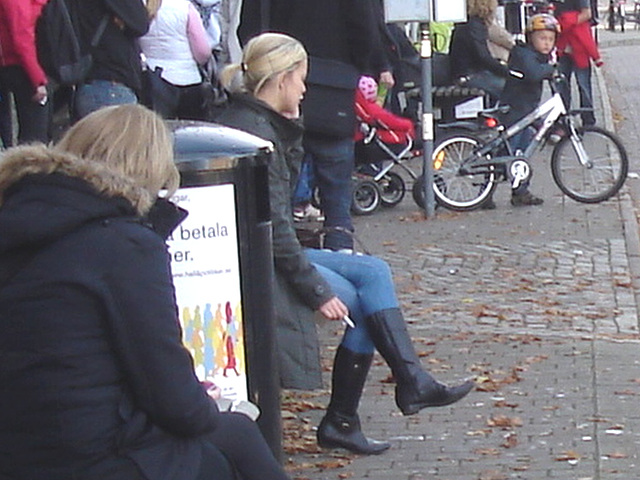 Frisör bus stop /  Ängelholm - Suède / Sweden.  23 octobre 2008