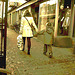 Maman MQ en bottes à talons hauts /  MQ Swedish Mom in high-heeled boots  /    Ängelholm / Suède - Sweden.  23 octobre 2008-  Sepia postérisé