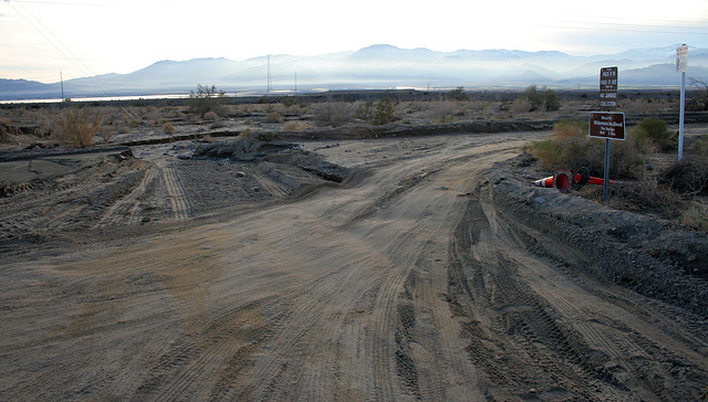 Painted Canyon Road at Box Canyon Road (3824)