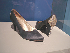 Ella Fitzgerald's « Jazzy » heels . Bata Shoe Museum / Toronto, CANADA.  3 juillet 2007