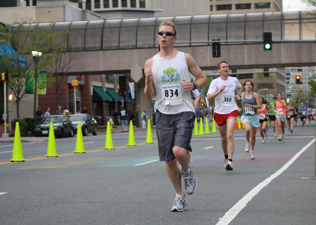 159.TheRace.5KRun.CrystalDrive.ArlingtonVA.2April2010