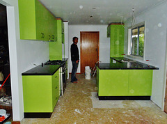 renovation 11: kitchen installation!