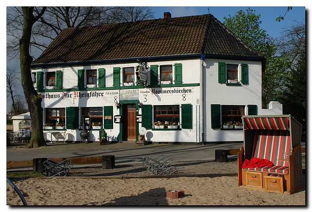 Zons, Gasthaus