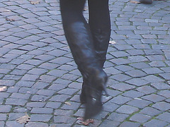 Dimani Swedish blond Lady in Dominatrix Boots /  Blonde suédoise en bottes à talons aiguilles -  Ängelholm / Suède - Sweden.   23-10-2008