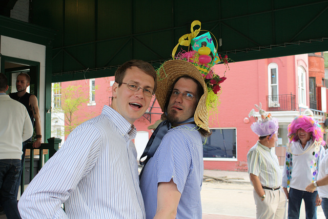 66.EasterBonnets.17thStreet.NW.WDC.4April2010