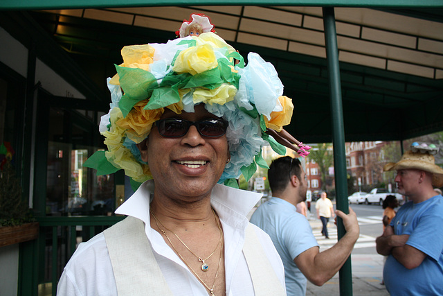 68.EasterBonnets.17thStreet.NW.WDC.4April2010