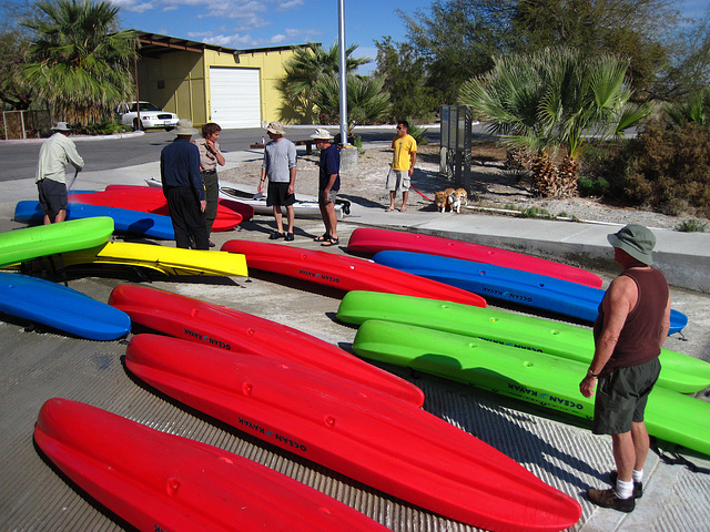 Kayaking On The Salton Sea (0794)