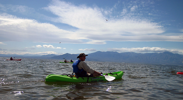 Kayaking On The Salton Sea (0749)