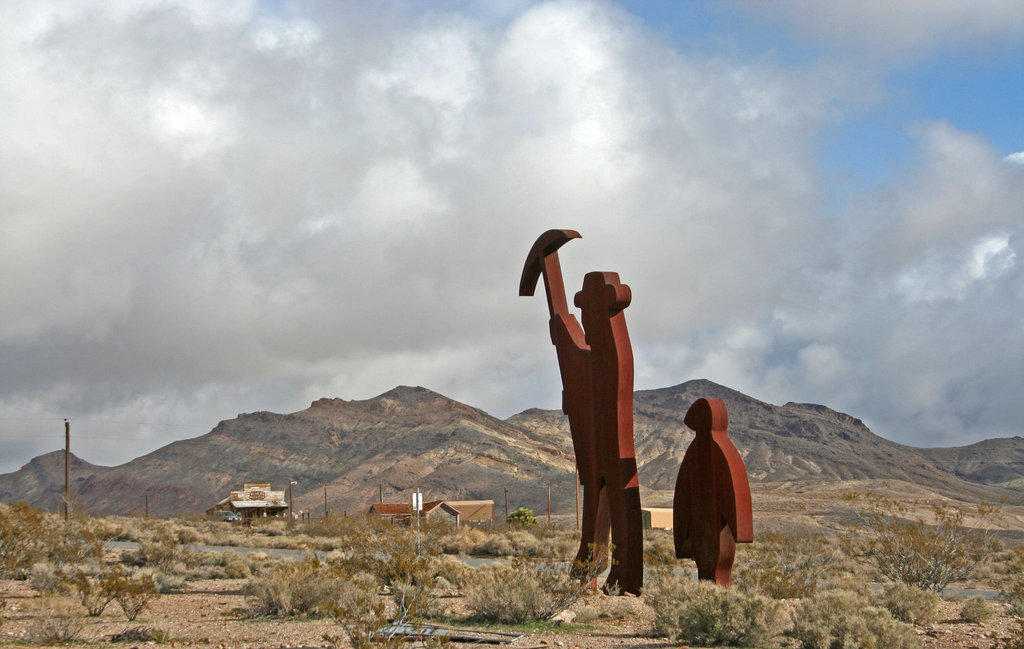 Rhyolite Public Art - Miner & Penguin (5339)