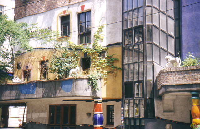 1992-07 1 UK Vieno, Hundertwasser-domo