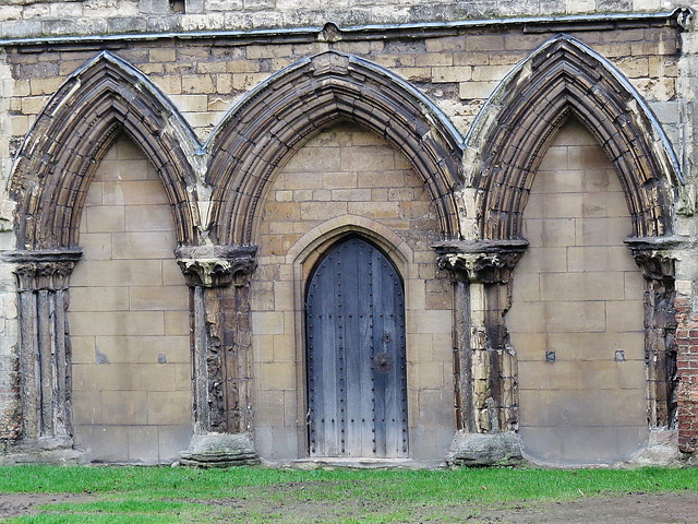 old bishops palace, lincoln