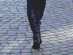 Dimani Swedish blond Lady in Dominatrix Boots /  Blonde suédoise en bottes à talons aiguilles -  Ängelholm / Suède - Sweden.   23-10-2008 - Postérisation