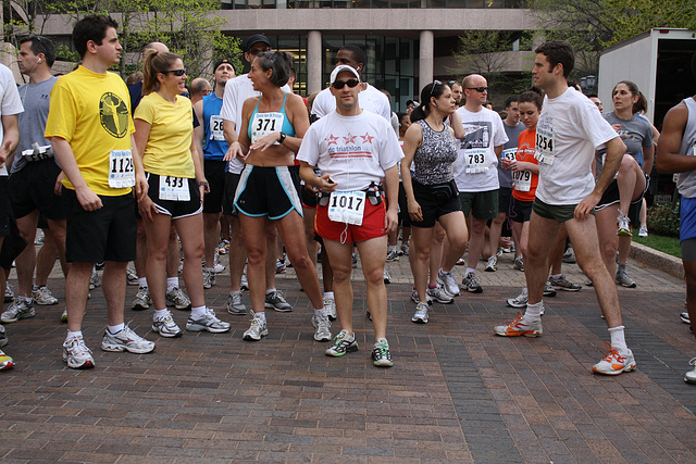 26.OnTheMark.5KRun.2121CrystalDrive.ArlingtonVA.2April2010