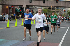 172.TheRace.5KRun.CrystalDrive.ArlingtonVA.2April2010