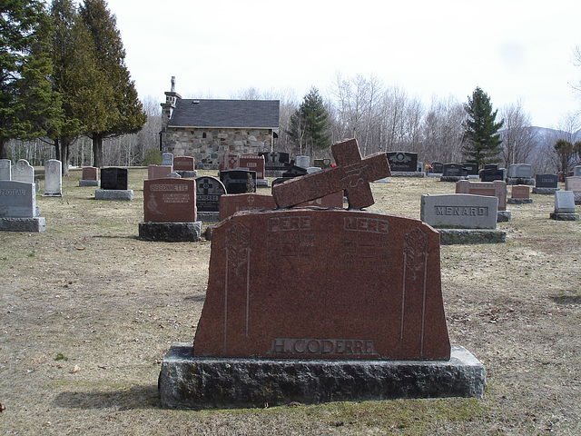 The Knowlton cemetery 1865 / Québec, CANADA -  28 mars 2010