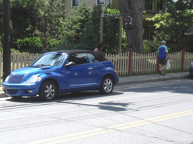 Pt Cruiser et chandail  / Bleu compatible