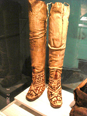 Cuissardes anciennes / Ancient thigh boots - Bata Shoe Museum- Toronto, Canada.  3 Juillet 2007