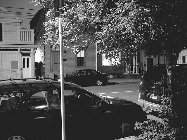 Halifax by the night  / Canada.  June / Juin 2008 - N & B  / B & W