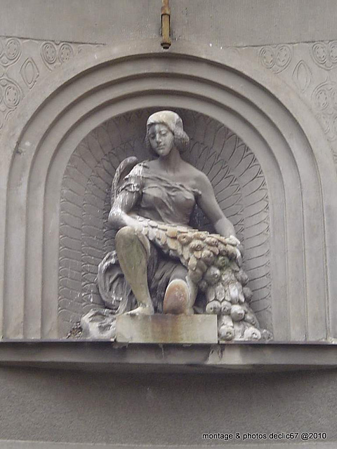 Fontaine Prague de face