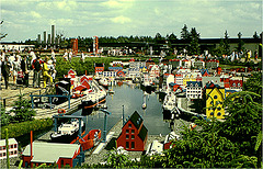 DK-2-034-70w Billund Legoland