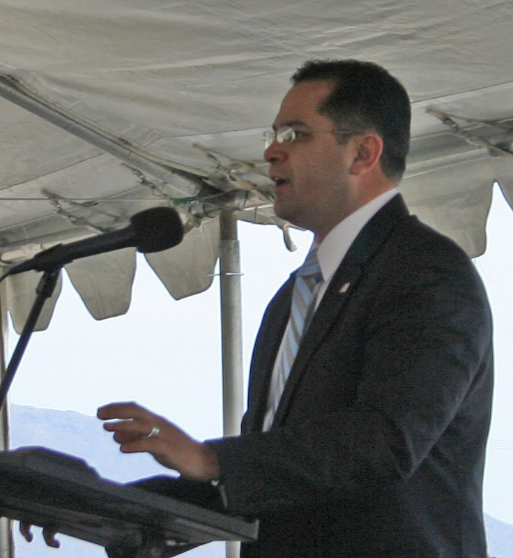 I-10 Interchanges Groundbreaking - Assemblyman Perez (4153)