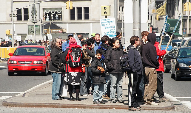 09.03.M20.AntiWar.NYC.20March2004