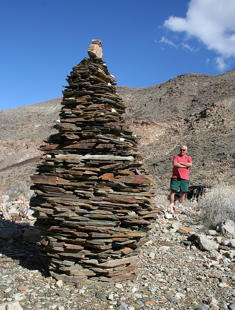 Trail Canyon Christmas Tree Cairn (4483)