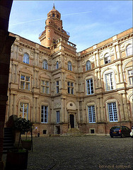 Hôtel d'Assézat et de Clémence Isaure, cour intérieure