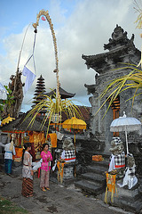 In front of the Luhur Ulun Siwi temple