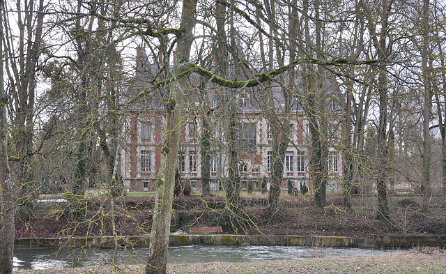 CHATEAU DE POCANCY MARNE