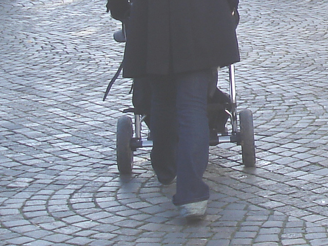 Josfphsons Mom on flats /  Maman Josfphsons en talons plats - Ängelholm / Suède - Sweden - 23-10-2008