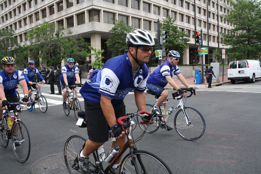 47.BicyclistsArrival.PUT.NLEOM.WDC.12May2010