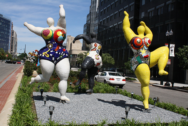 65.NikiDeSaintPhalle.NMWA.NYAvenue.WDC.15May2010