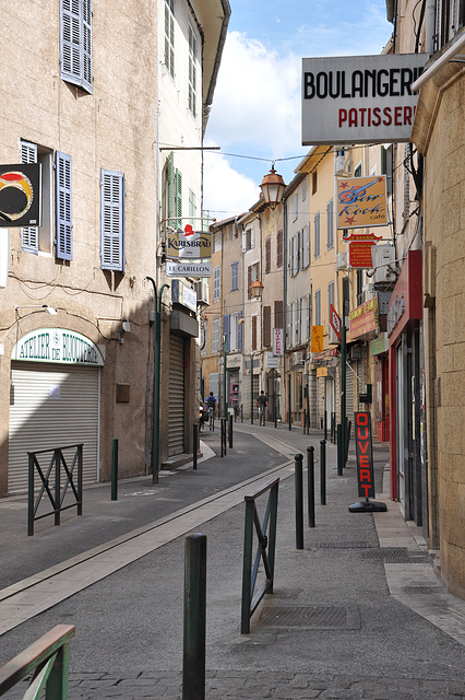 SAINT MAXIMIN LA SAINTE-BEAUME