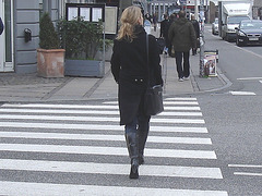 Blonde Frascati en bottes à talons hauts / Frascati Danish blond in high-heeled boots - Copenhagen / Copenhague.  October 20th 2008