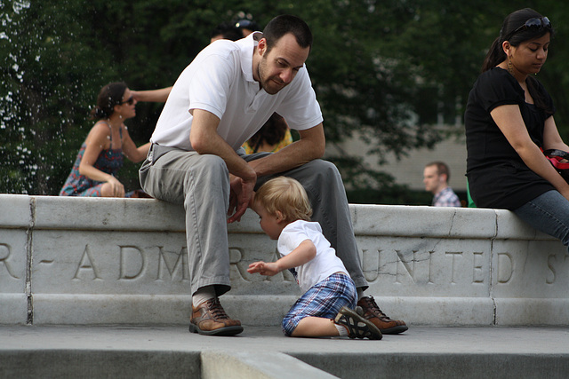 24.DupontCircle.WDC.21May2010