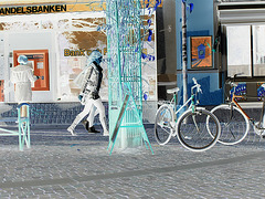 Baskets blancs et bottes SS en vedette / White sneakers & SS boots Swedish duo -   Ängelholm / Suède - Sweden - 23-10-2008 - Négatif