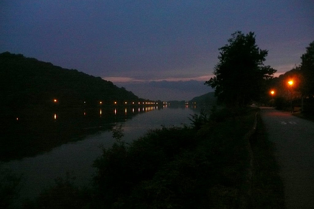 Dämmerung im Elbtal