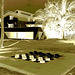 Échec et Dames  /  Chess & Checkers - Varadero, CUBA.  Février 2010 - N & B en négatif sépiatisé