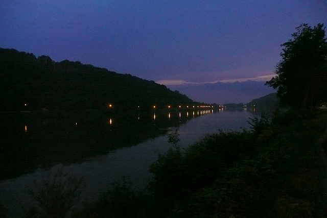 Dämmerung im Elbtal